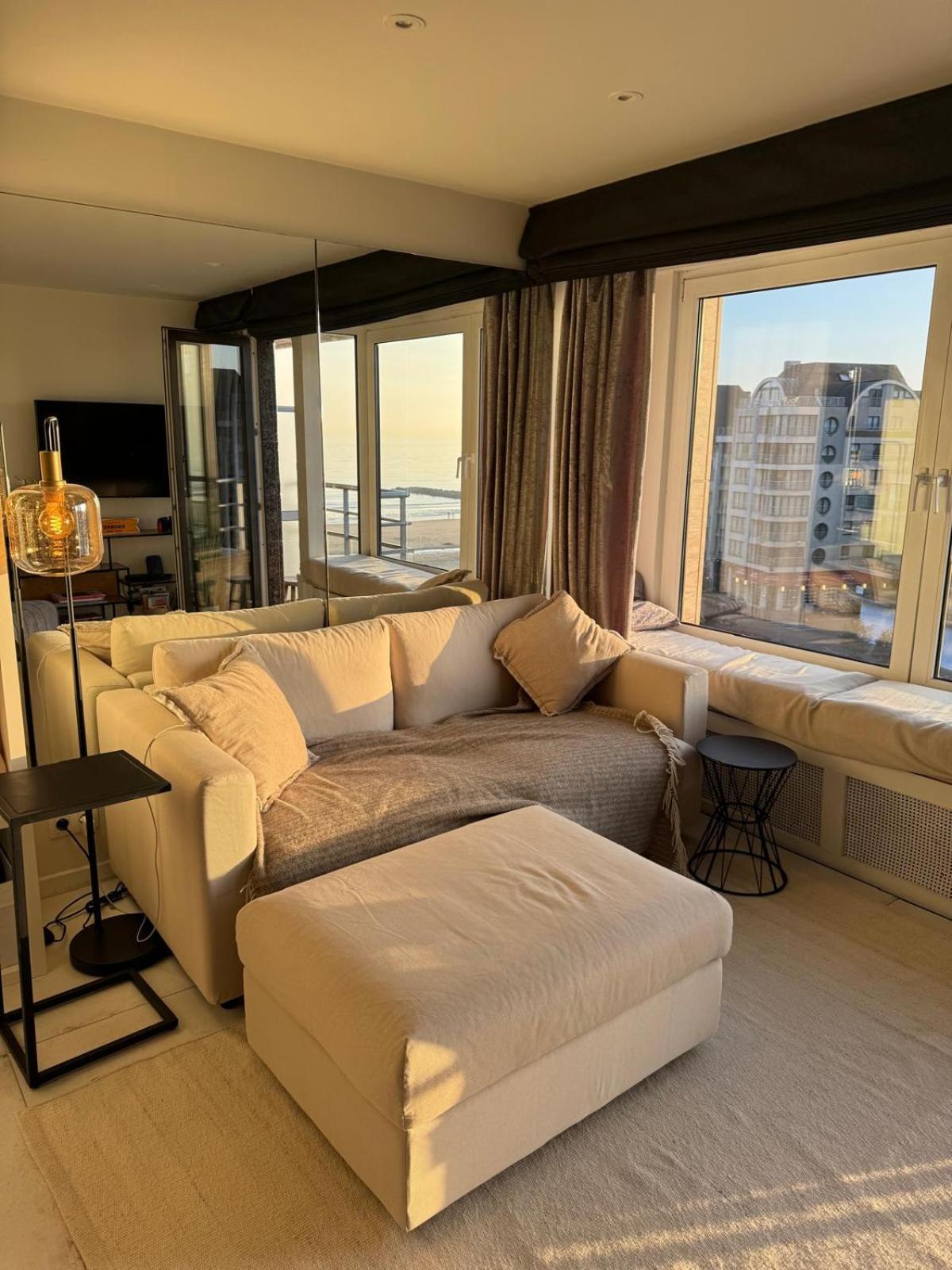 Luxe studio/suite met zeezicht en volle zon Knokke-Heist Buitenkant foto