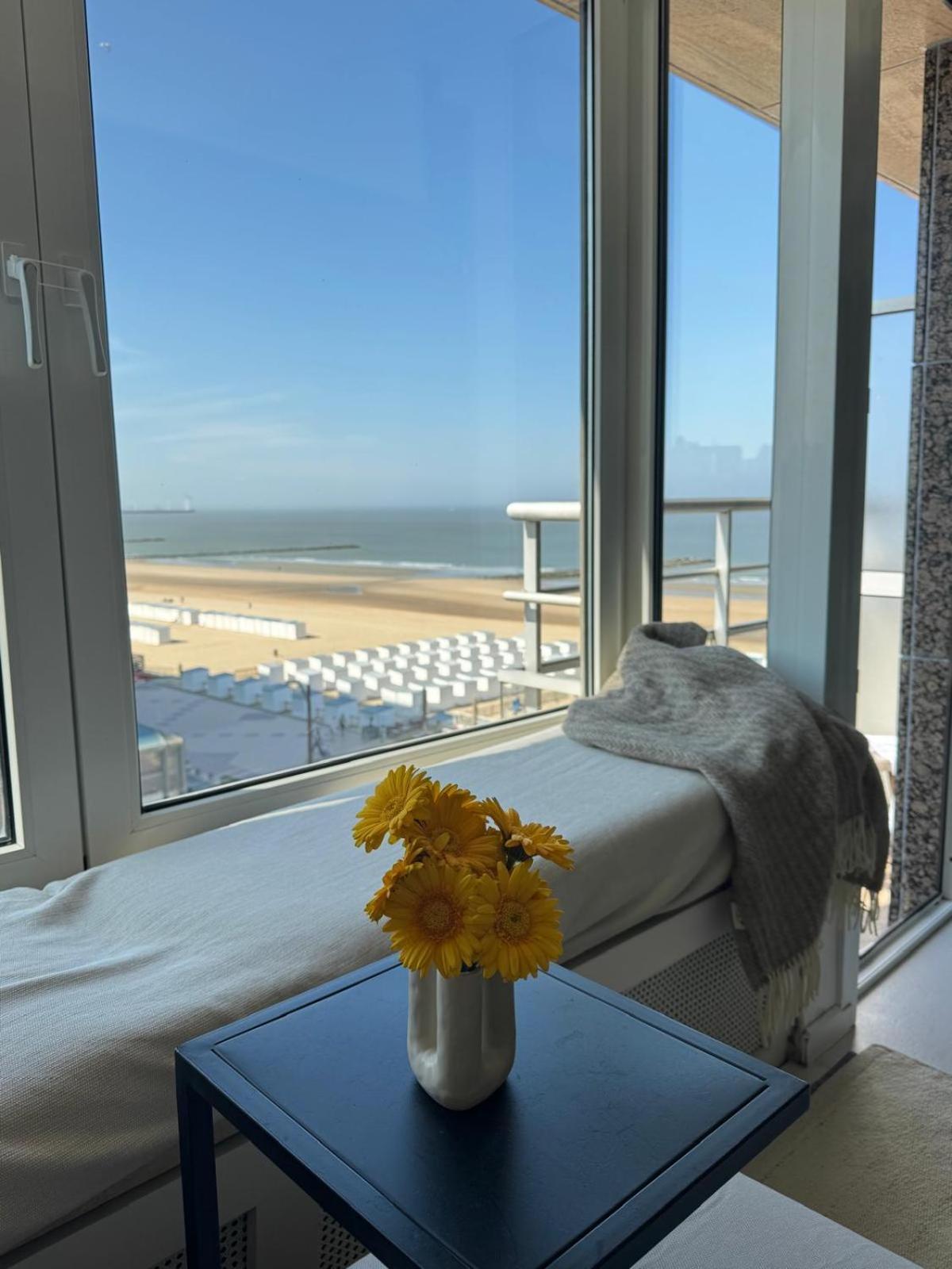 Luxe studio/suite met zeezicht en volle zon Knokke-Heist Buitenkant foto